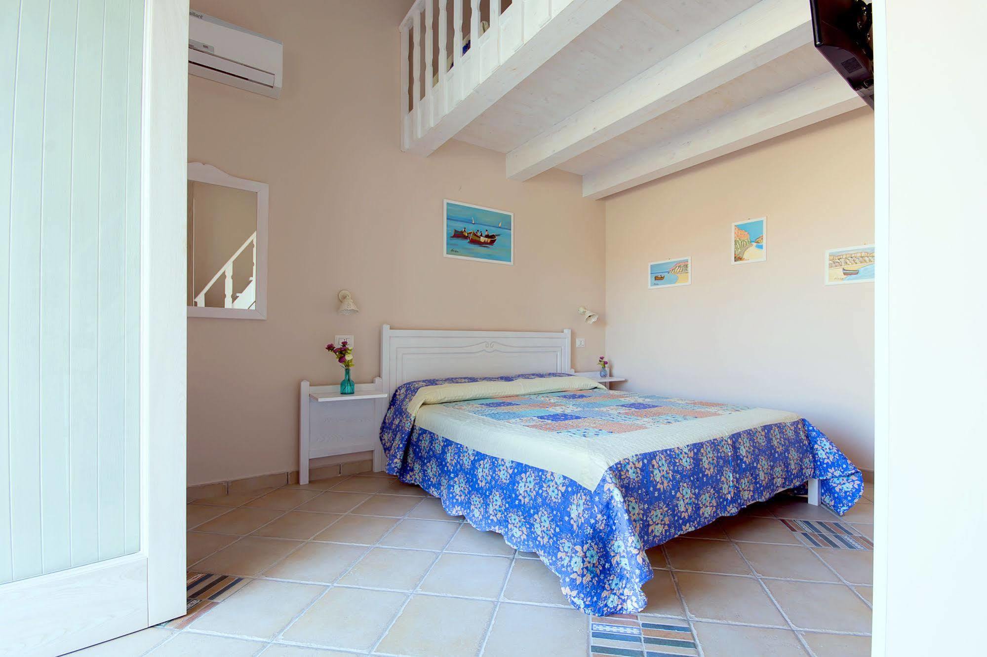 Residenza A Due Passi Dal Mare Hotell Tropea Eksteriør bilde